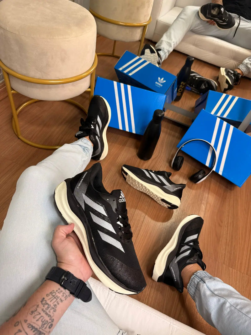 ADIZERO BOSTON 12 PRETO BRANCO