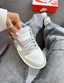 DUNK LOW BRANCO CINZA