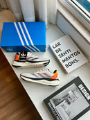 ADIZERO BOSTON 12 BRANCO LARANJA
