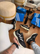 ADIZERO BOSTON 12 PRETO BRANCO