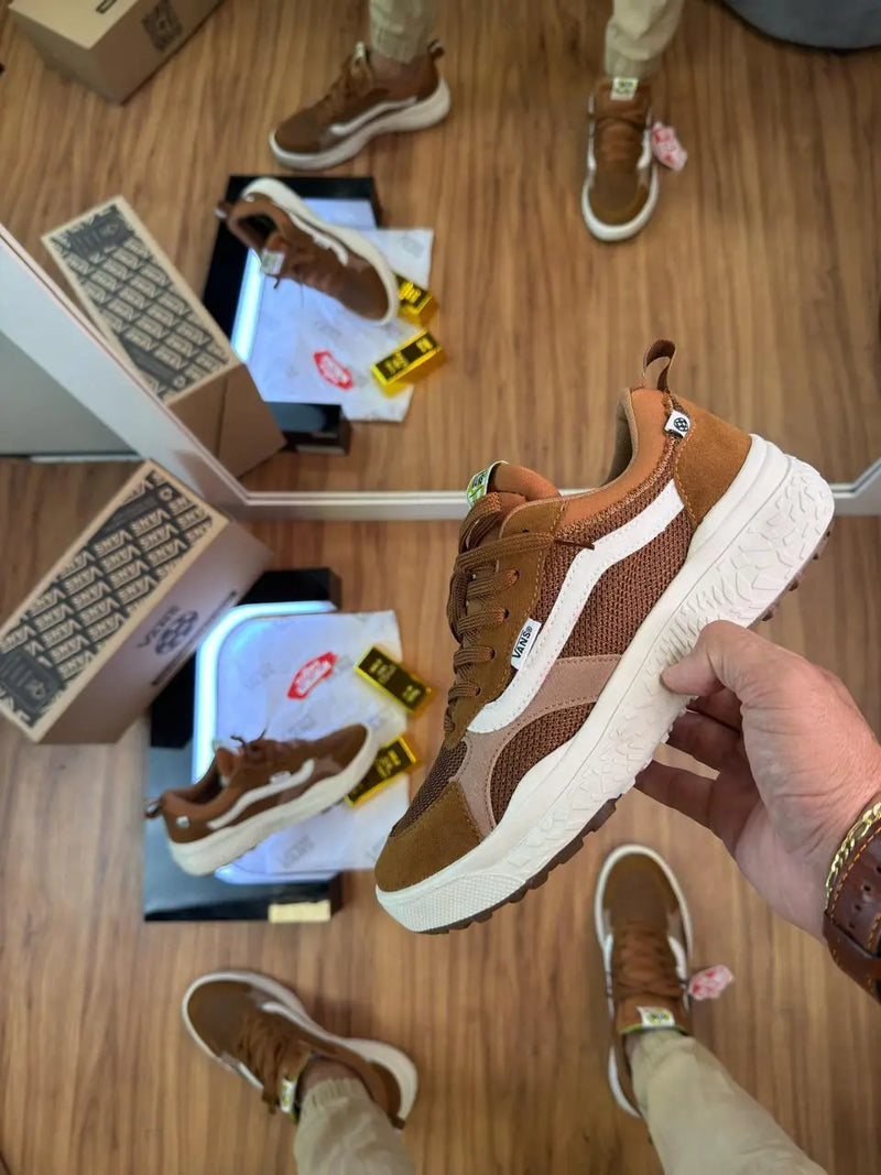 VANS NEO CARAMELO
